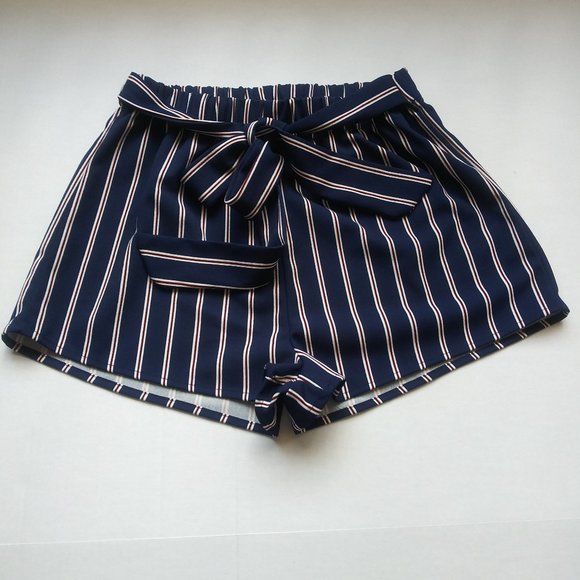 Agaci Stripe Pull- on shorts Size S - Picture 1 of 7